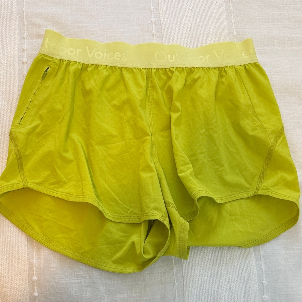 OUTDOOR VOICES RELAY SHORTS SMALL YELLOW
